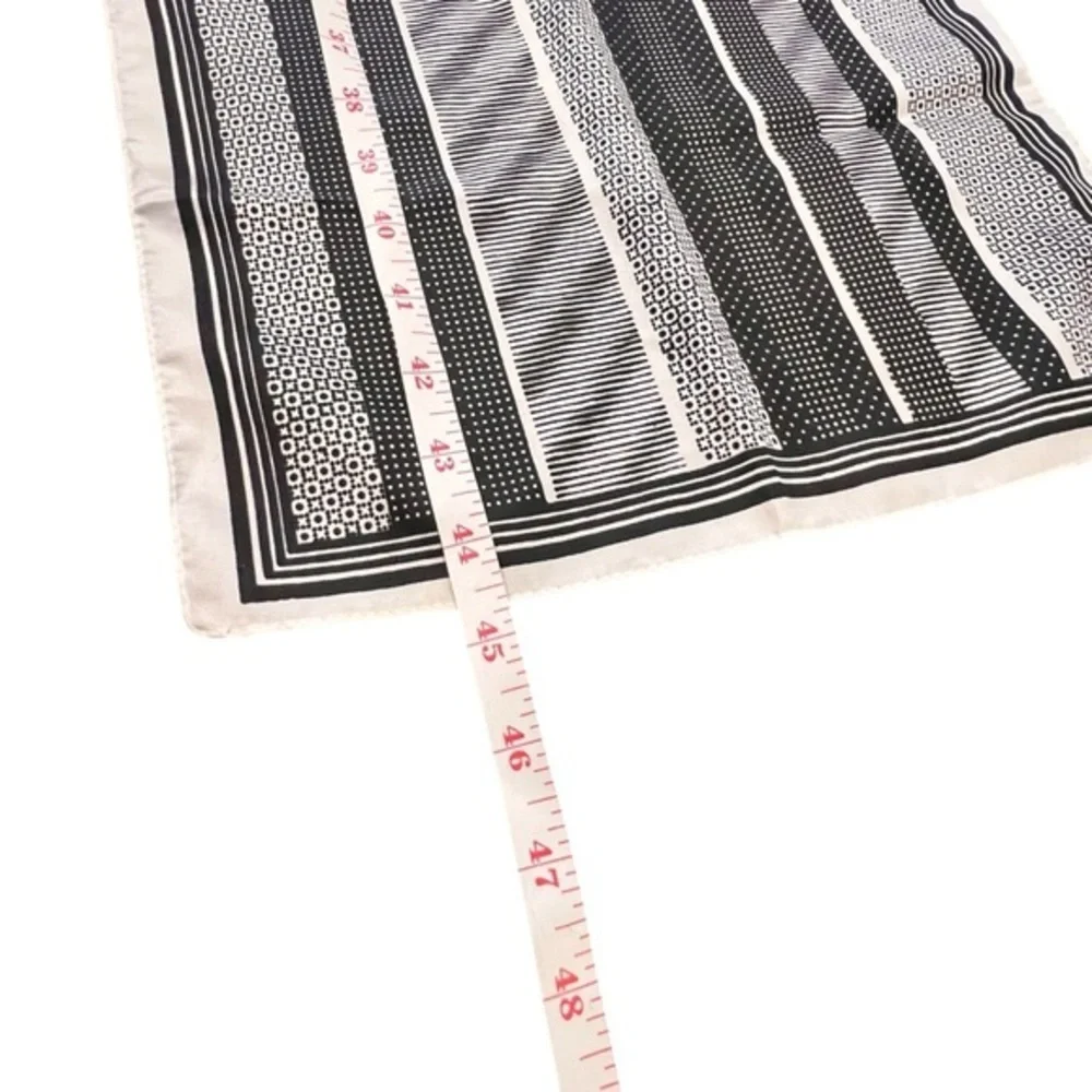 Glentex Rectangle Scarf Shawl Made in Italy Black and White Stripes Geometrical‎
